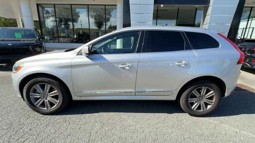 2016 Volvo XC60 T6 Platinum