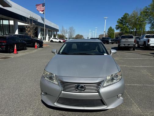 Silver Lining Metallic 2013 Lexus ES 350 Base