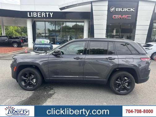 Baltic Gray Metallic Clearcoat 2024 Jeep Grand Cherokee Limited