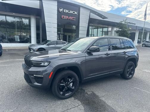 Baltic Gray Metallic Clearcoat 2024 Jeep Grand Cherokee Limited