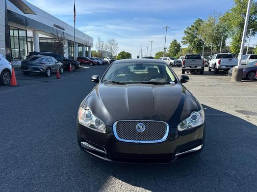 Ebony 2010 Jaguar XF Premium