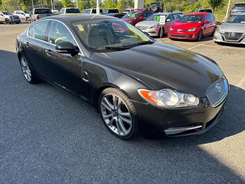 Ebony 2010 Jaguar XF Premium