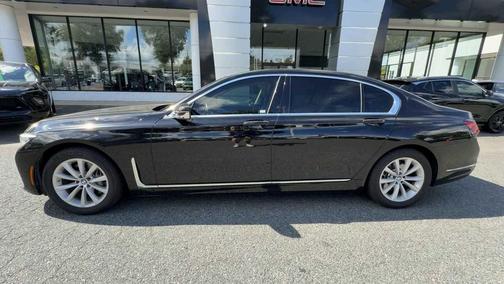 2020 BMW 740 740i