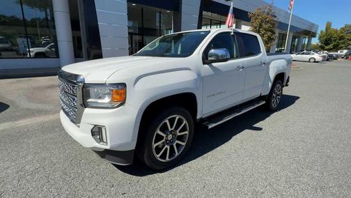 Summit White 2022 GMC Canyon Denali