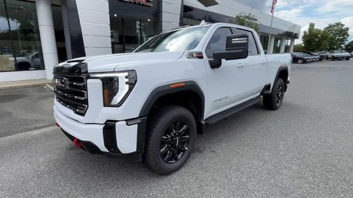 2025 GMC Sierra 2500 AT4