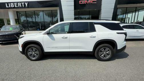 Summit White 2025 Chevrolet Traverse LT