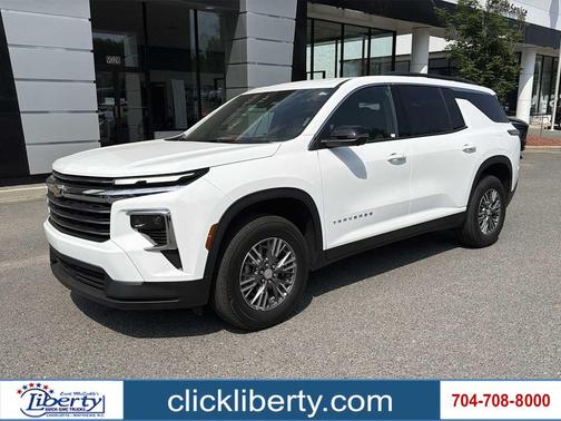 Summit White 2025 Chevrolet Traverse LT