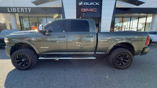 2021 RAM 2500 Laramie Crew Cab 4x4 6'4' Box