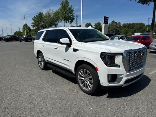 Summit White 2024 GMC Yukon Denali