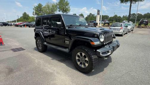 Black Clearcoat 2020 Jeep Wrangler Unlimited Sahara