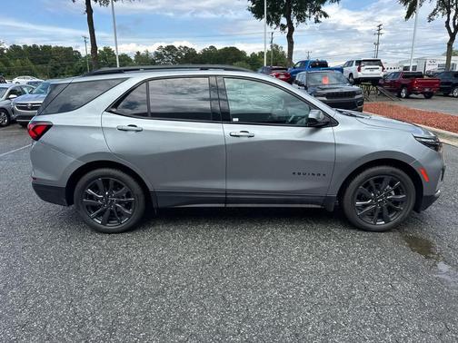 Sterling Gray Metallic 2024 Chevrolet Equinox FWD RS