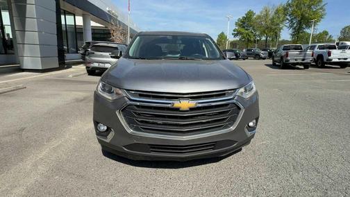 Satin Steel Metallic 2018 Chevrolet Traverse LT Cloth
