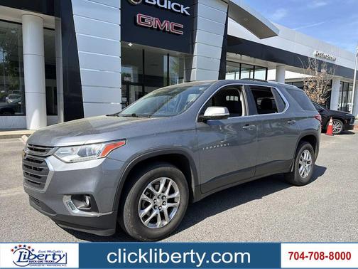 Satin Steel Metallic 2018 Chevrolet Traverse LT Cloth