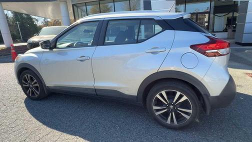 2019 Nissan Kicks SV