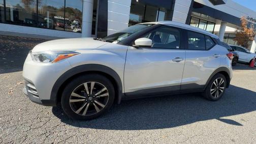 2019 Nissan Kicks SV