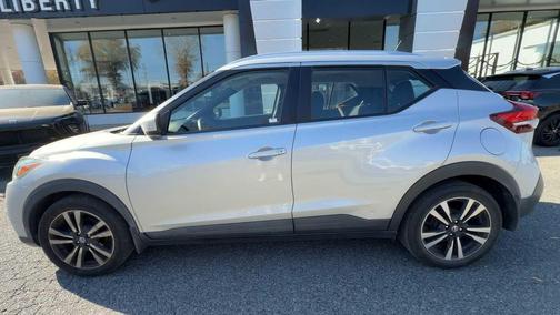 2019 Nissan Kicks SV