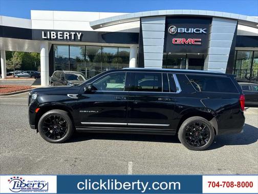 2022 GMC Yukon XL Denali
