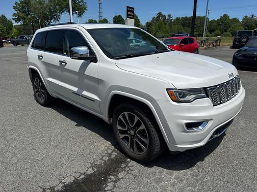 Ivory 3-Coat 2017 Jeep Grand Cherokee Overland