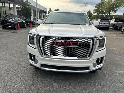 White Frost Tricoat 2024 GMC Yukon XL Denali