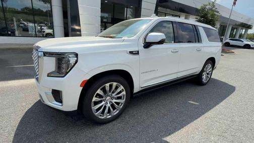 White Frost Tricoat 2024 GMC Yukon XL Denali