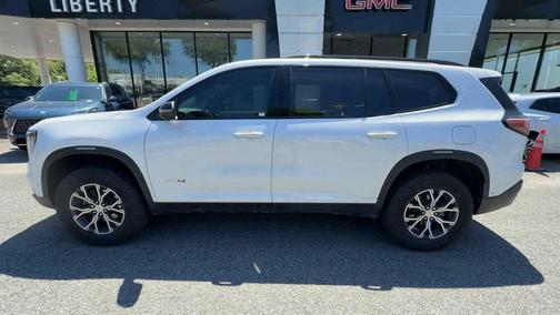 White Frost Tricoat 2024 GMC Acadia AWD AT4