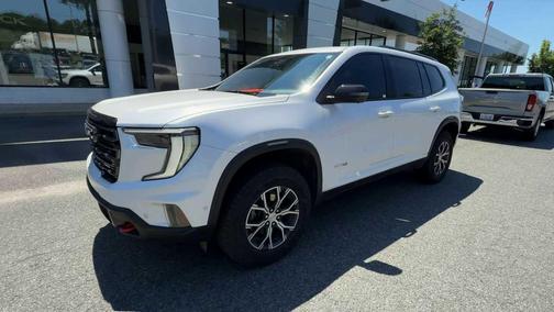 White Frost Tricoat 2024 GMC Acadia AWD AT4