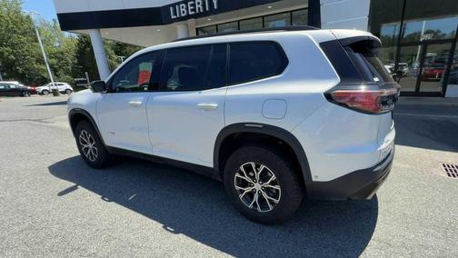 White Frost Tricoat 2024 GMC Acadia AWD AT4
