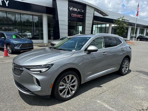 Moonstone Gray Metallic 2023 Buick Envision Avenir FWD