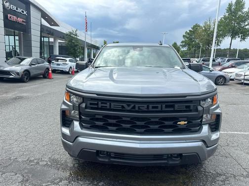 Sterling Gray Metallic 2025 Chevrolet Silverado 1500 Custom