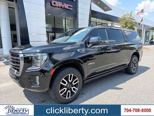 Onyx Black 2021 GMC Yukon XL 4WD AT4