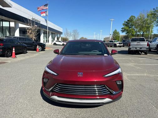 Cinnabar Metallic 2024 Buick Envista Preferred FWD