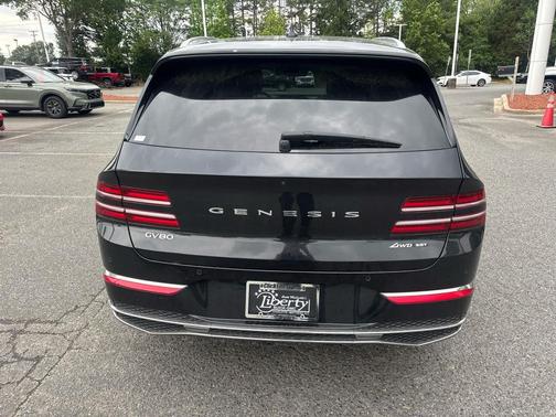 Vik Black 2025 Genesis GV80 3.5T