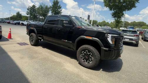 2025 GMC Sierra 2500 AT4