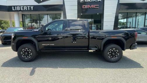 2025 GMC Sierra 2500 AT4
