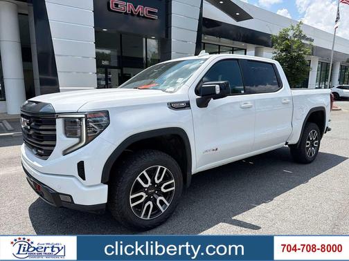 Summit White 2024 GMC Sierra 1500 AT4