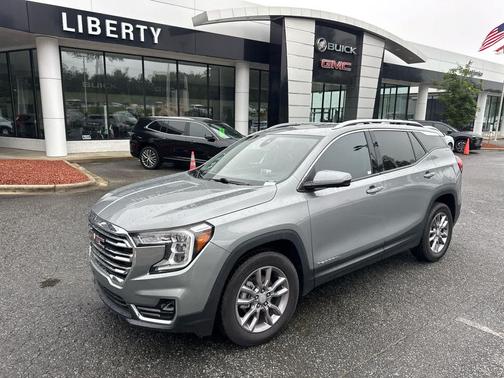 Sterling Metallic 2023 GMC Terrain SLT