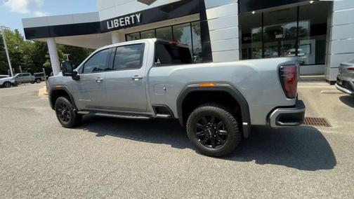 2025 GMC Sierra 2500 AT4