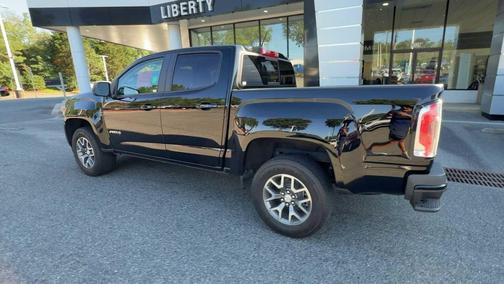 Onyx Black 2022 GMC Canyon AT4