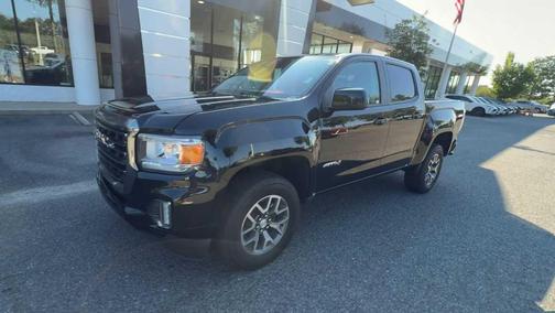 Onyx Black 2022 GMC Canyon AT4