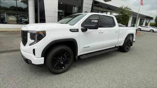 2025 GMC Sierra 1500 Elevation