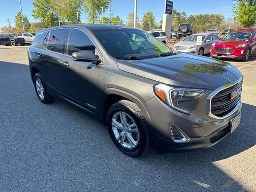Graphite Gray Metallic 2019 GMC Terrain SLE