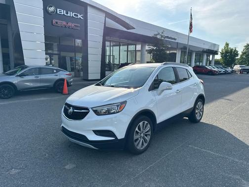 Summit White 2018 Buick Encore Preferred