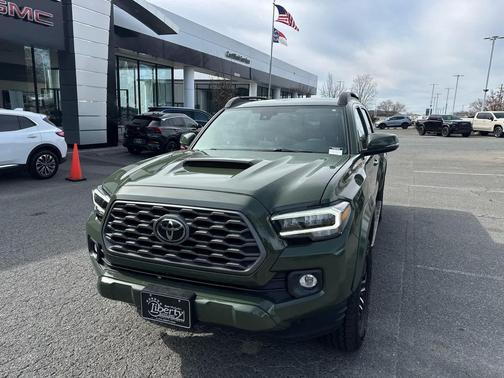 2021 Toyota Tacoma TRD Sport