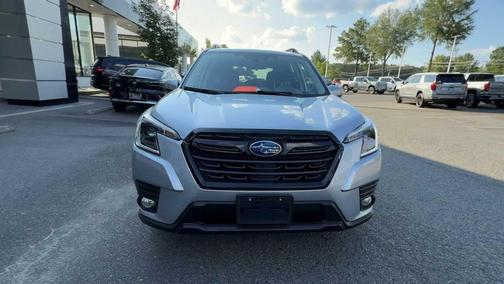 Ice Silver Metallic 2023 Subaru Forester Premium