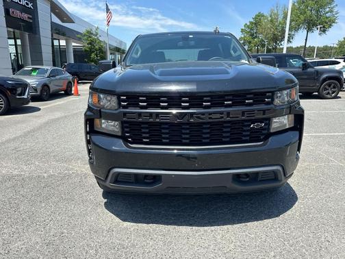 Black 2021 Chevrolet Silverado 1500 Custom