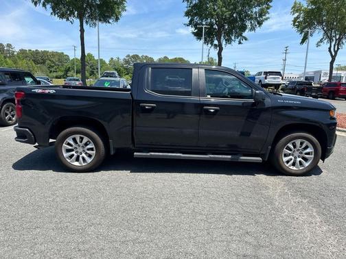 Black 2021 Chevrolet Silverado 1500 Custom