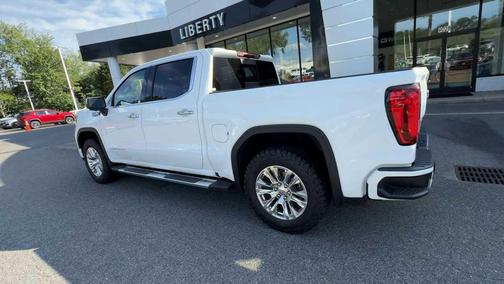 Summit White 2024 GMC Sierra 1500 Denali