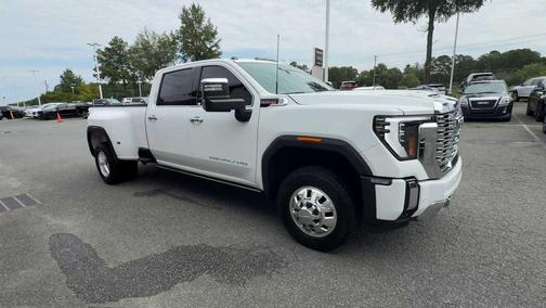 Summit White 2024 GMC Sierra 3500 Denali