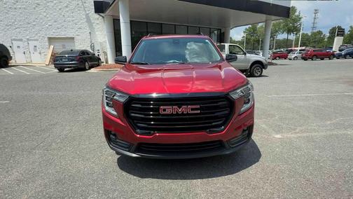 Volcanic Red Tintcoat 2024 GMC Terrain SLT