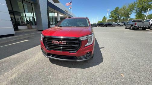 Volcanic Red Tintcoat 2024 GMC Terrain SLT